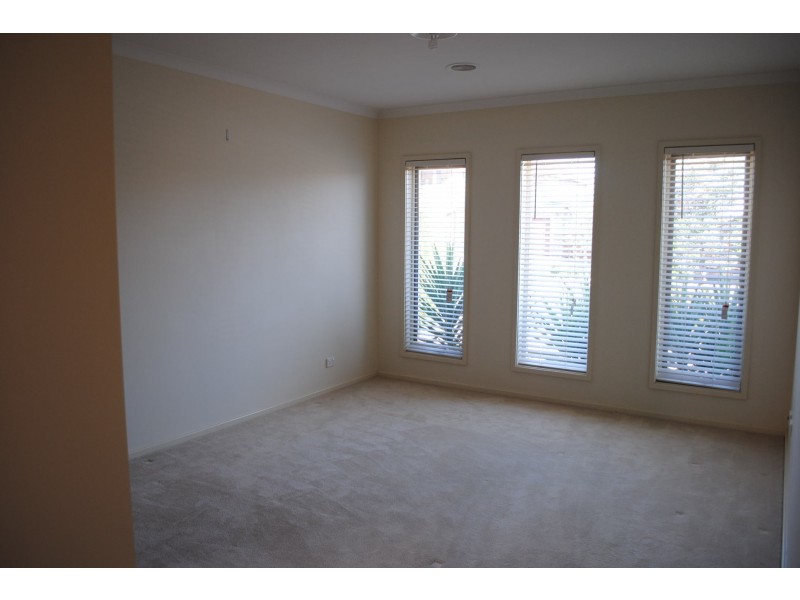 6 Verdure Street, Point Cook VIC 3030