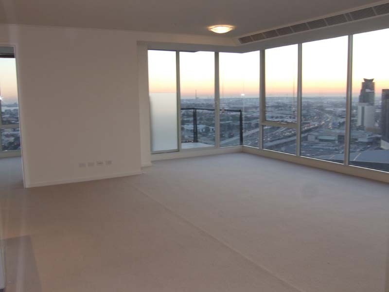 REF 20146/63 Whiteman Street, Southbank VIC 3006