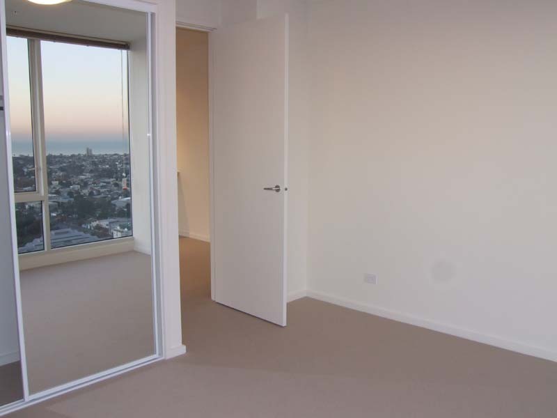 REF 20146/63 Whiteman Street, Southbank VIC 3006