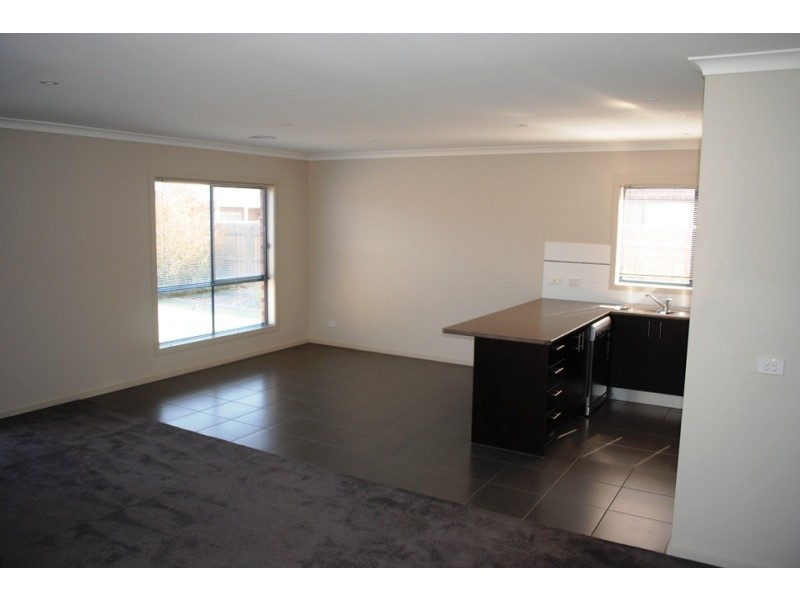 16 Earth Street, Point Cook VIC 3030