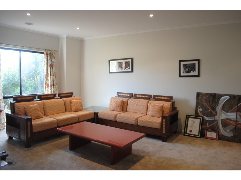 41 Lincoln Heath Boulevard, Point Cook VIC 3030