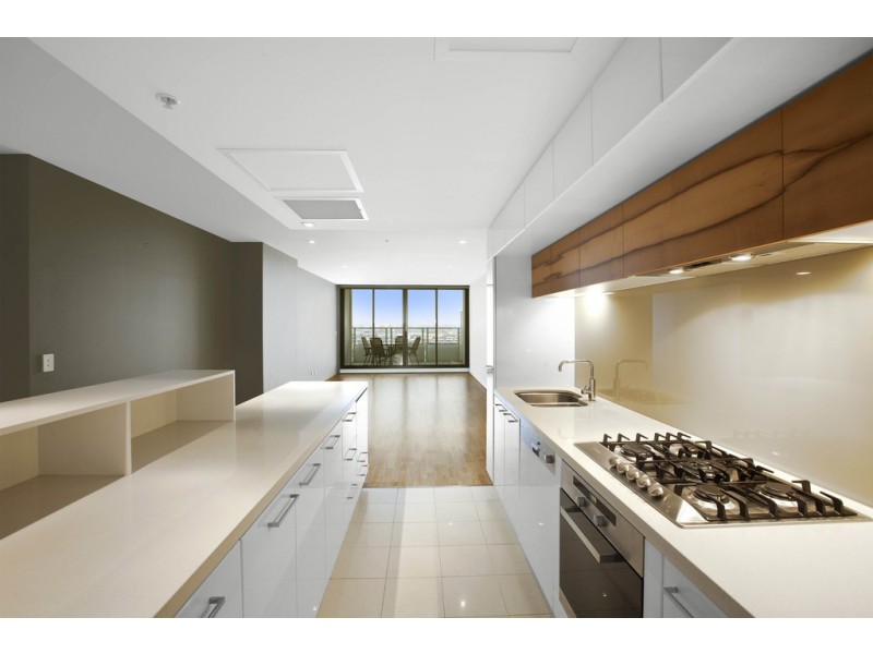 2504/100 Harbour Esplanade, Docklands VIC 3008