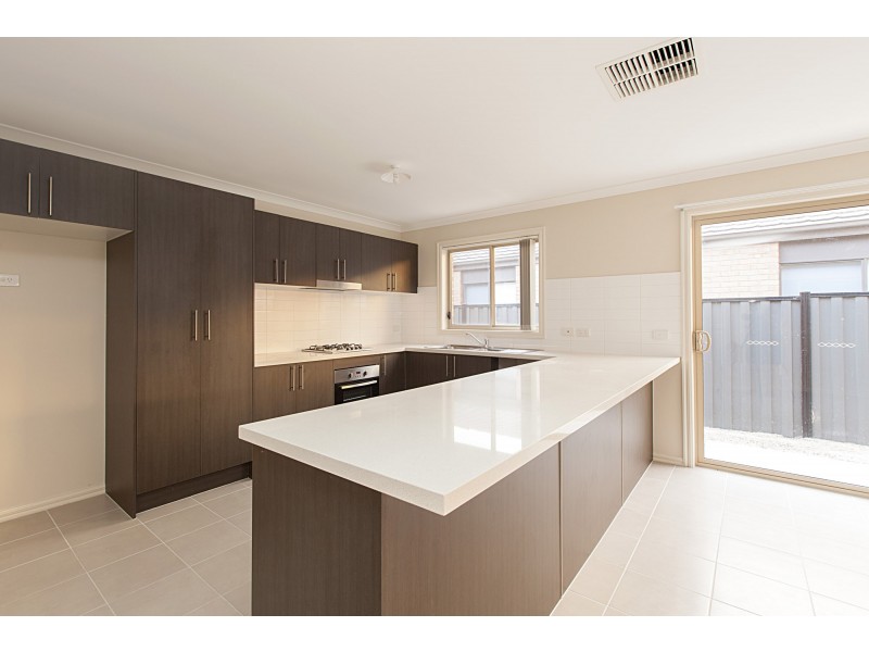 10 Countess Place, Point Cook VIC 3030