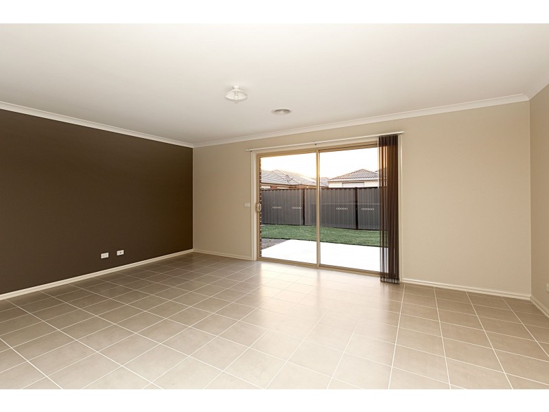 10 Countess Place, Point Cook VIC 3030