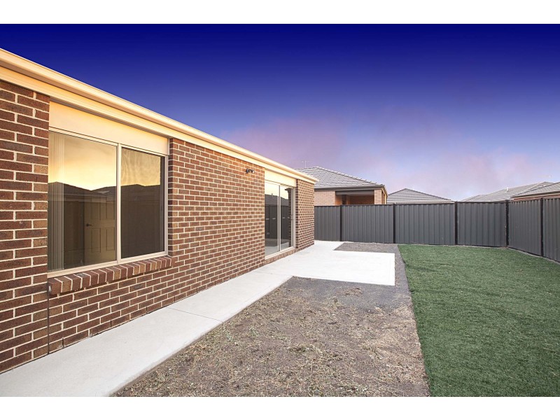 10 Countess Place, Point Cook VIC 3030