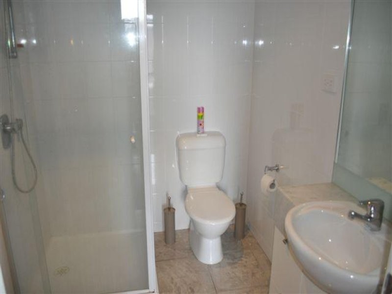 REF 20175/173 City Road, Southbank VIC 3006