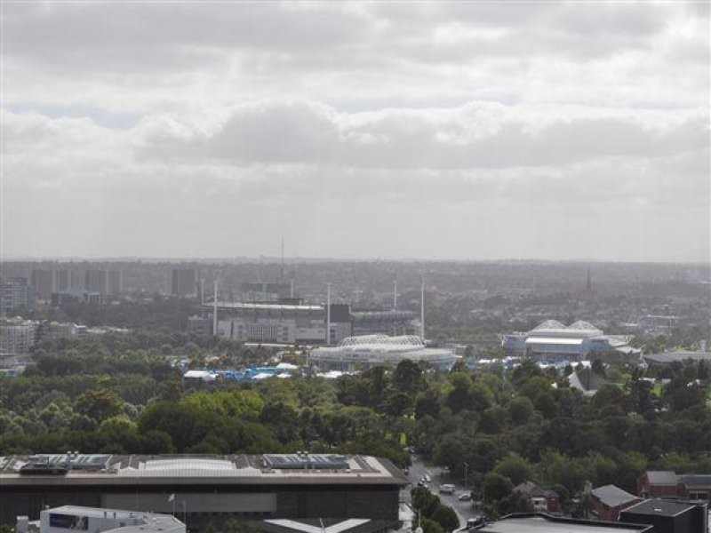 REF 20175/173 City Road, Southbank VIC 3006