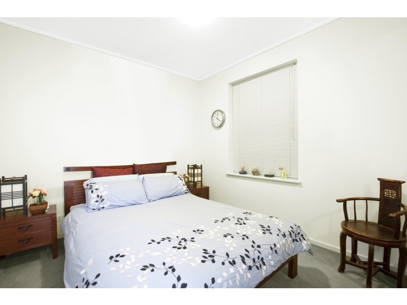 117/83 Whiteman Street, Southbank VIC 3006