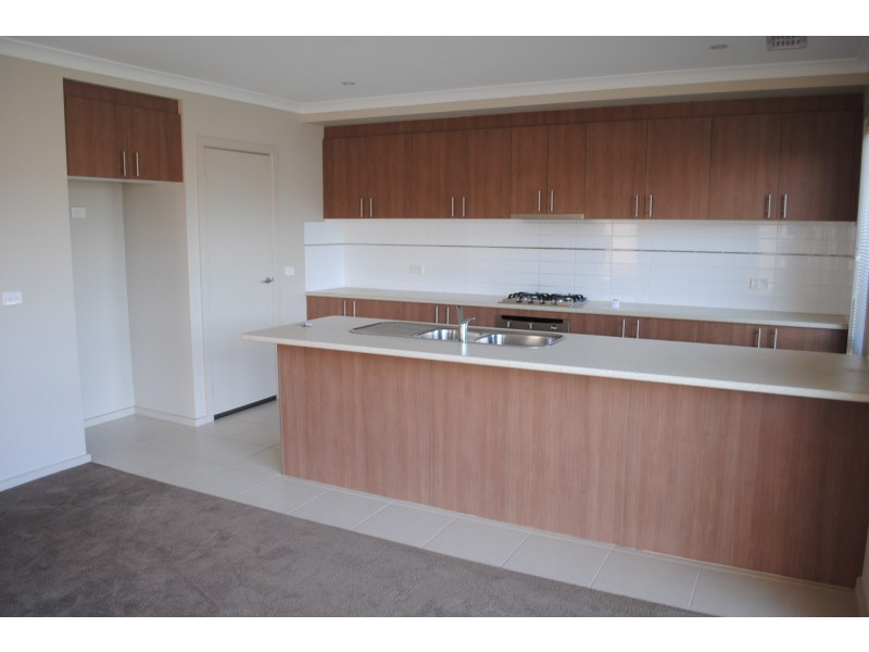 51 Windorah Drive, Point Cook VIC 3030