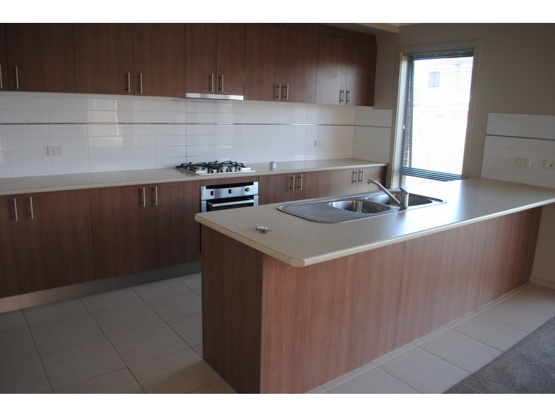 51 Windorah Drive, Point Cook VIC 3030