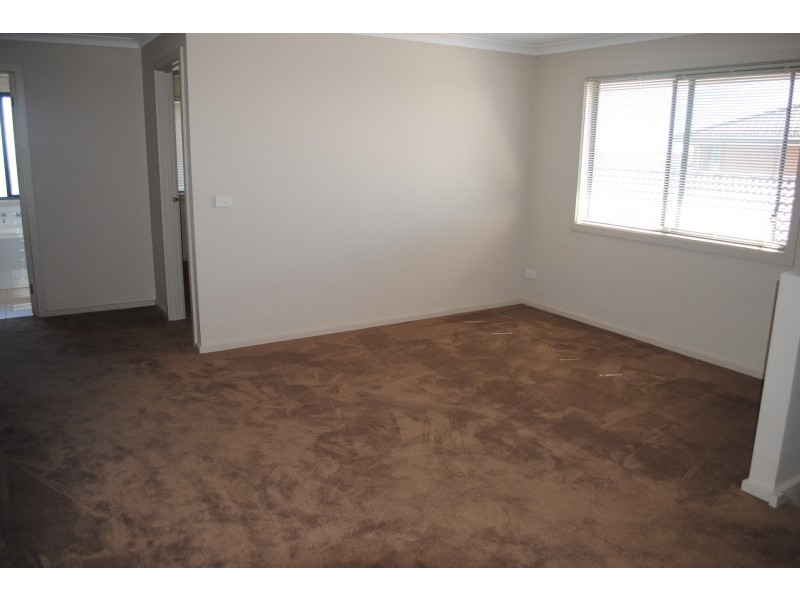 51 Windorah Drive, Point Cook VIC 3030