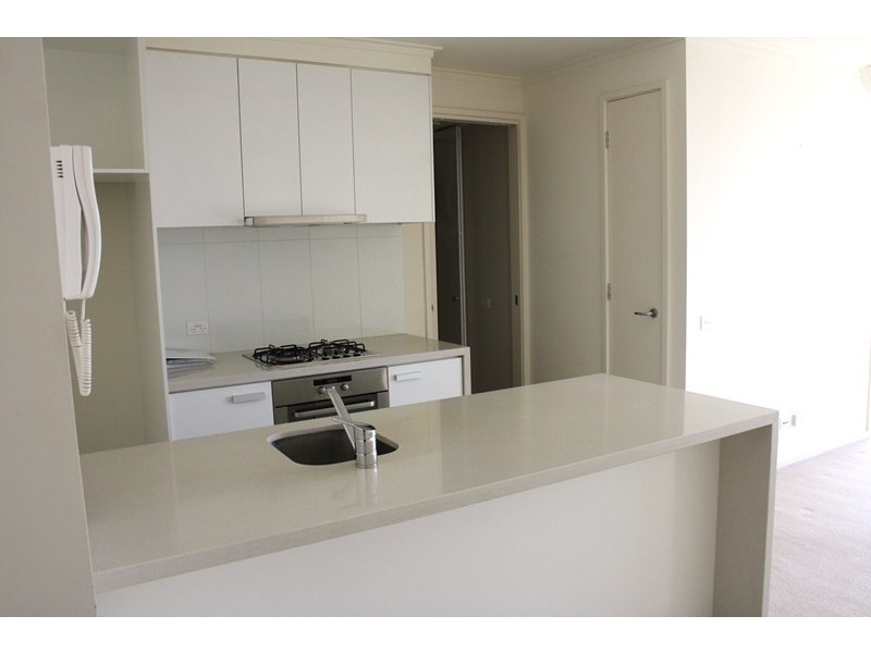 REF 20191/63 Whiteman Street, Southbank VIC 3006