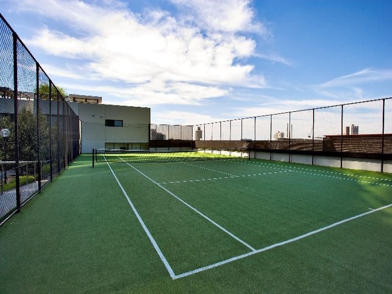 REF 20193/104 Kavanagh Street, Southbank VIC 3006