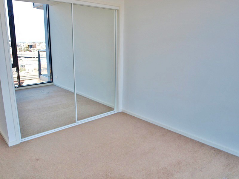 REF 20194/183 City Road, Southbank VIC 3006