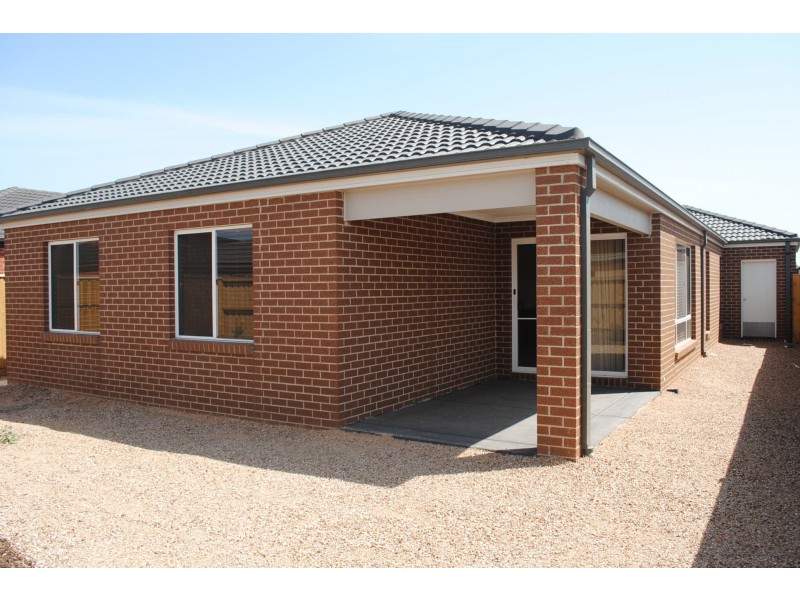 5 Warunda Parade, Point Cook VIC 3030