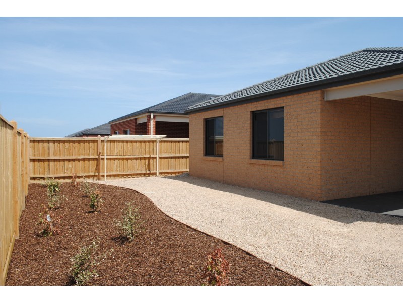 3 Casino Parade, Point Cook VIC 3030