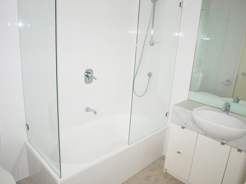 REF 20196/173 City Road, Southbank VIC 3006