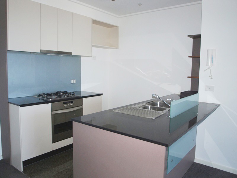 REF 20198/183 City Road, Southbank VIC 3006