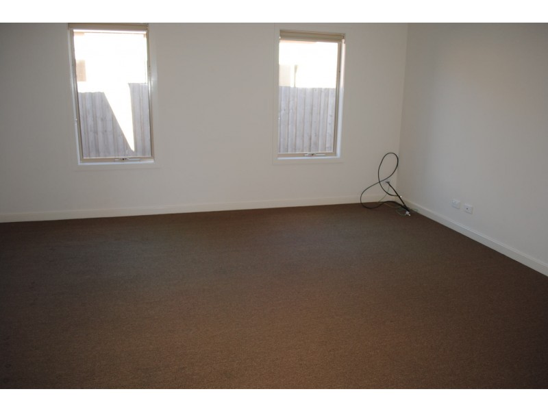 17 Wildcherry Place, Point Cook VIC 3030