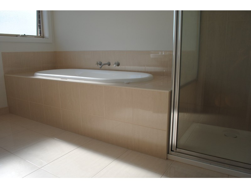 17 Wildcherry Place, Point Cook VIC 3030