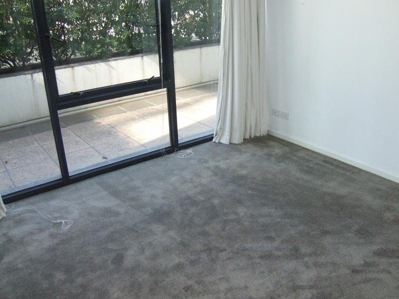 REF 20204/148 Wells Street, South Melbourne VIC 3205