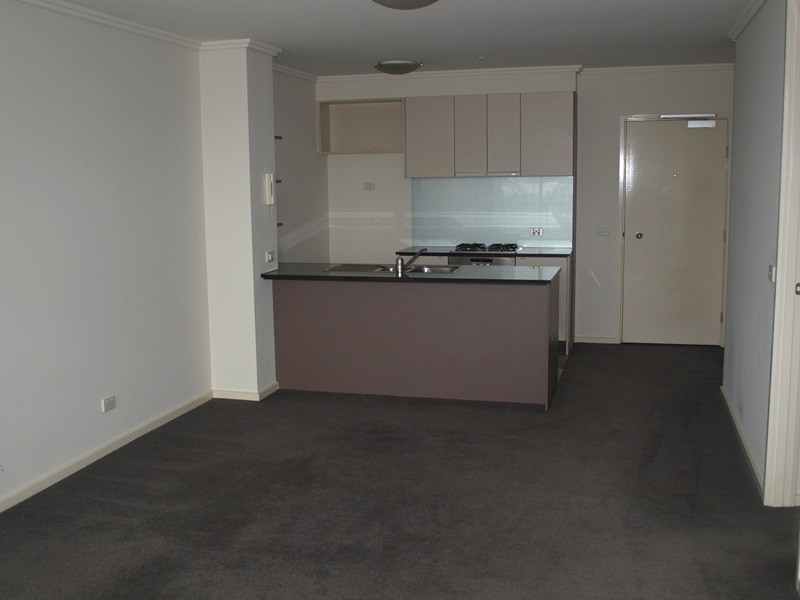 REF 20207/88 Kavanagh Street, Southbank VIC 3006