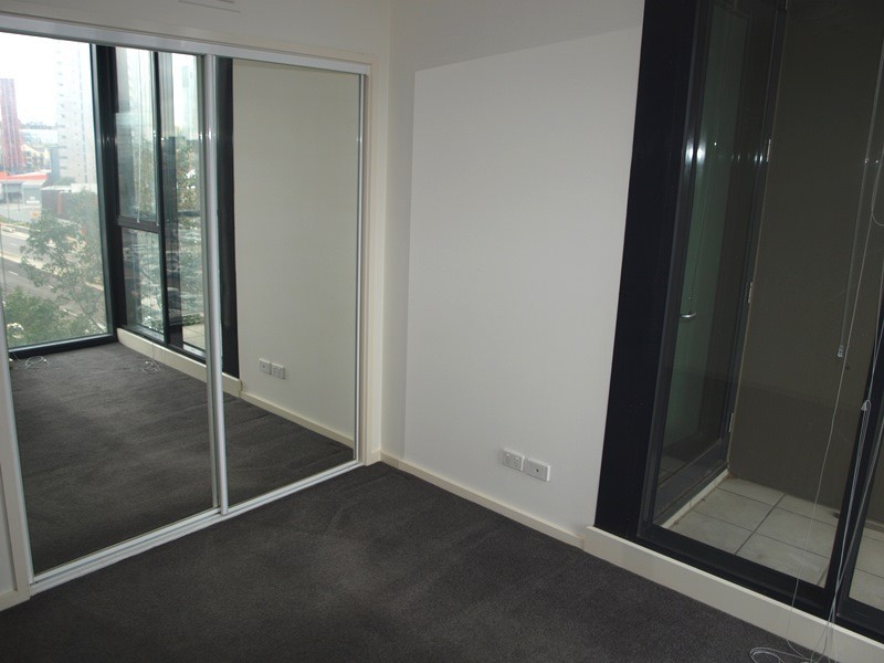 REF 20207/88 Kavanagh Street, Southbank VIC 3006