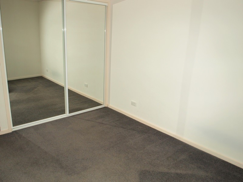 REF 20207/88 Kavanagh Street, Southbank VIC 3006