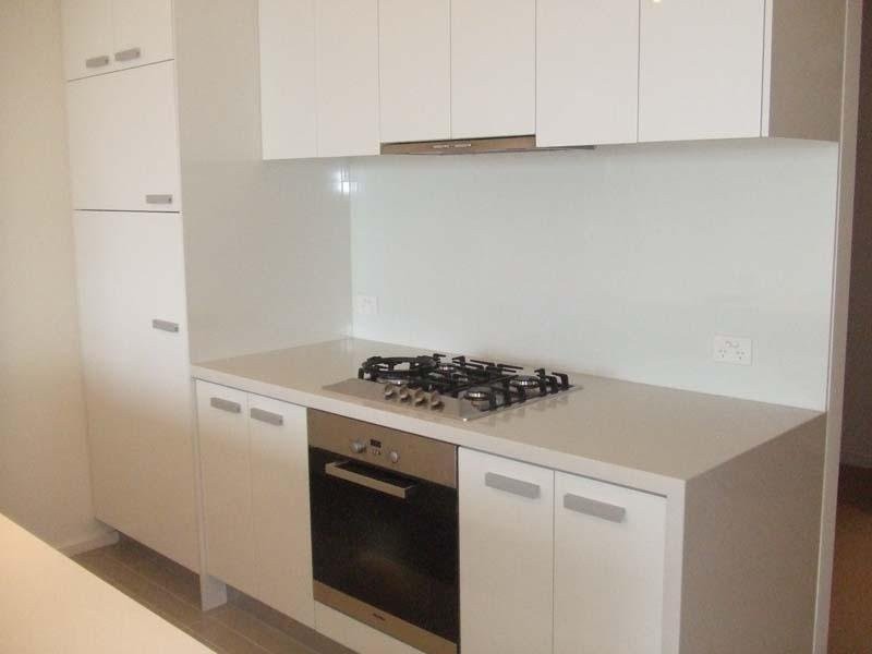 REF 20210/63 Whiteman Street, Southbank VIC 3006