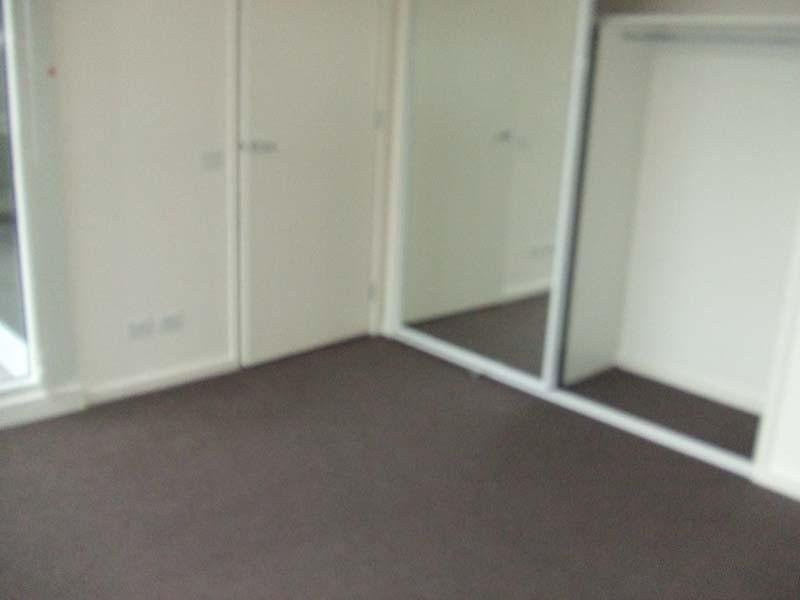 REF 20210/63 Whiteman Street, Southbank VIC 3006