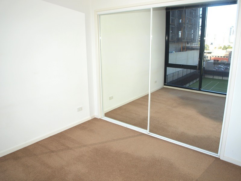 REF 20213/183 City Road, Southbank VIC 3006