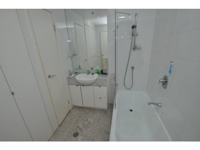 REF 20216/183 City Road, Southbank VIC 3006