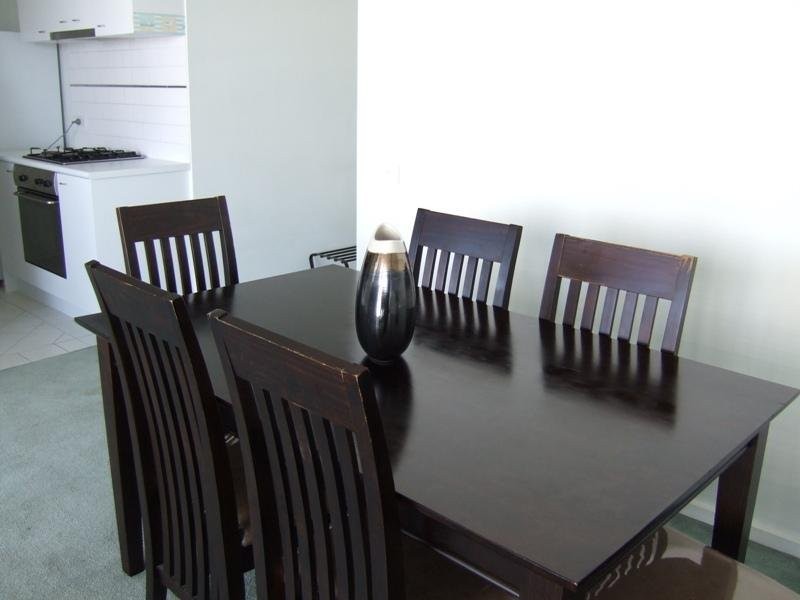 REF 20228/79 Whiteman Street, Southbank VIC 3006