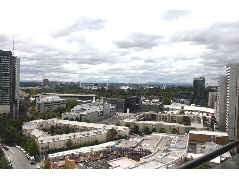 REF 20233/88 Kavanagh Street, Southbank VIC 3006