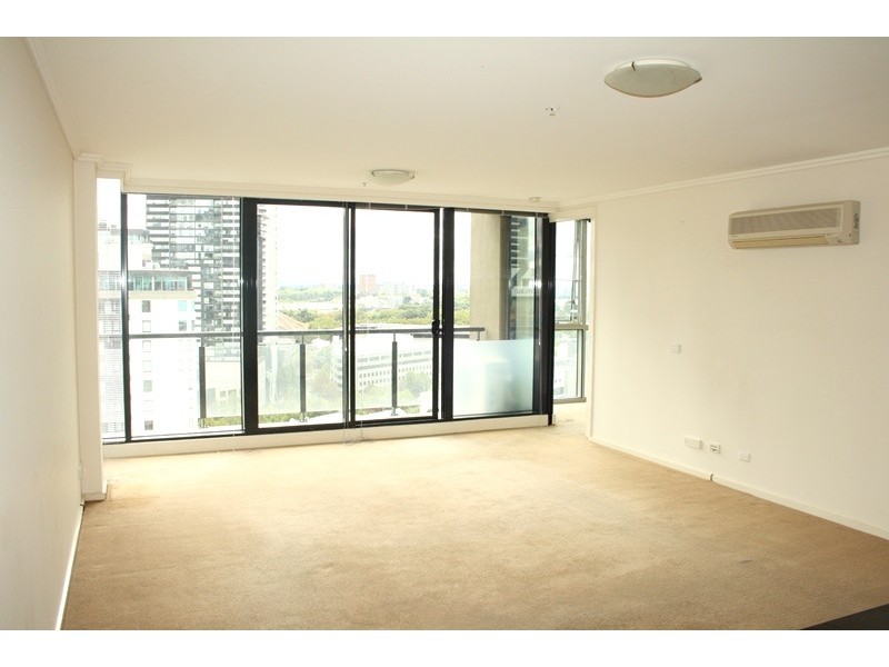 REF 20233/88 Kavanagh Street, Southbank VIC 3006