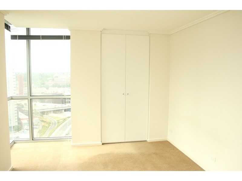 REF 20233/88 Kavanagh Street, Southbank VIC 3006