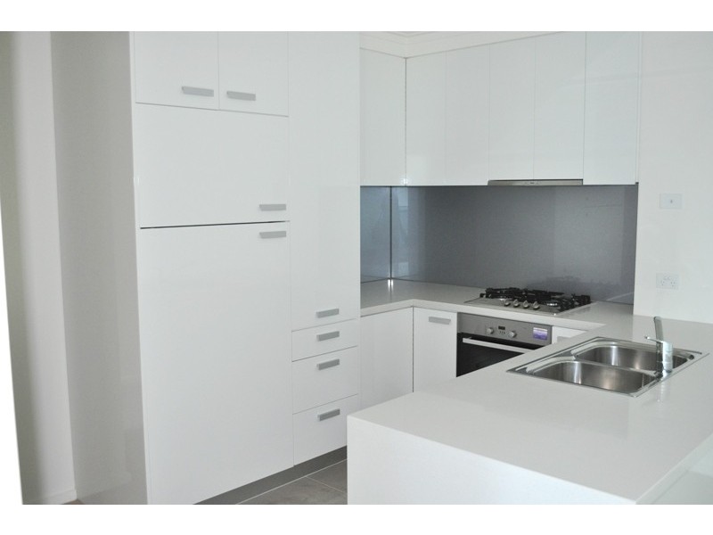 REF 20252/180 City Road, Southbank VIC 3006