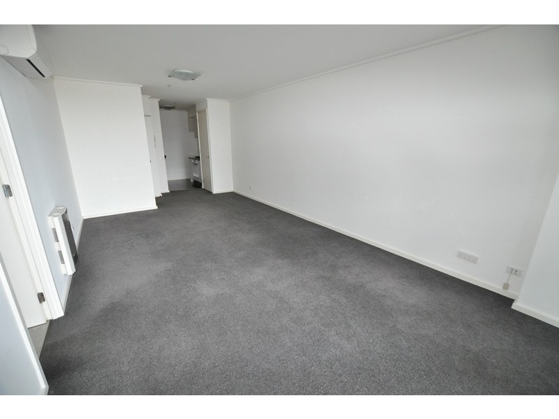 REF 20256/173 City Road, Southbank VIC 3006