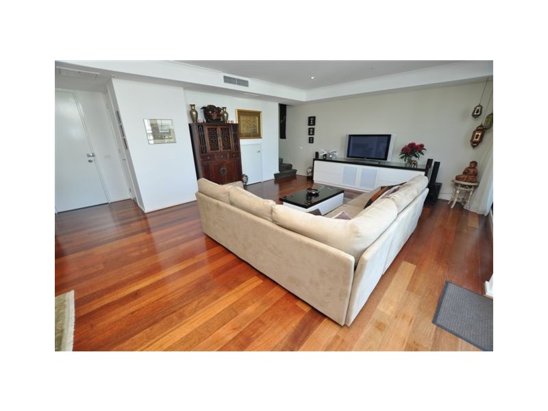 REF 20266/69 Dorcas Street, South Melbourne VIC 3205