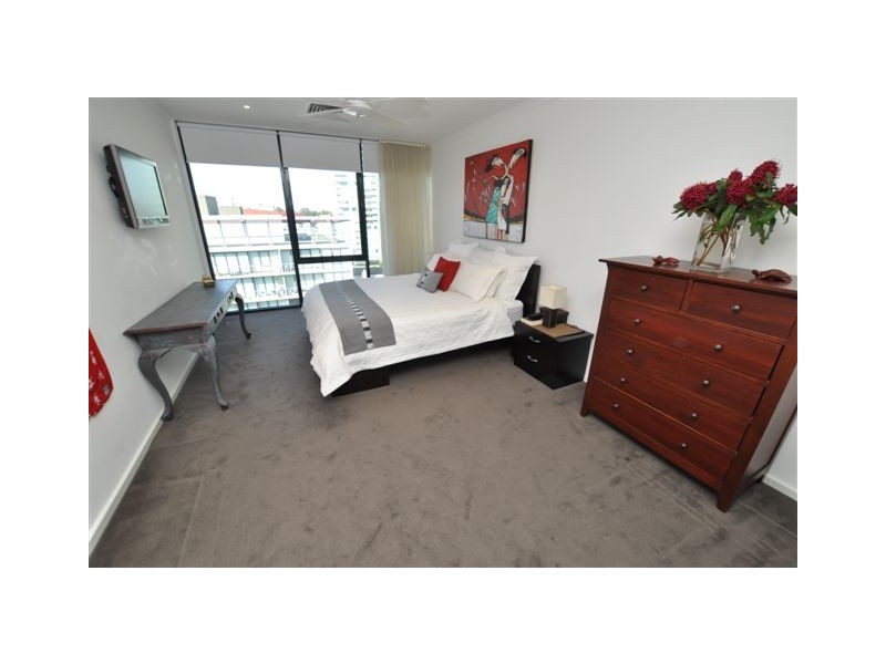 REF 20266/69 Dorcas Street, South Melbourne VIC 3205