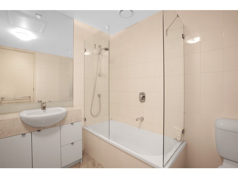 142/100 Kavanagh Street, Southbank VIC 3006