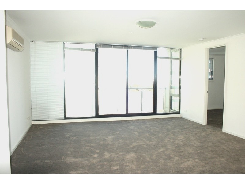 REF 20294/69 Dorcas Street, South Melbourne VIC 3205