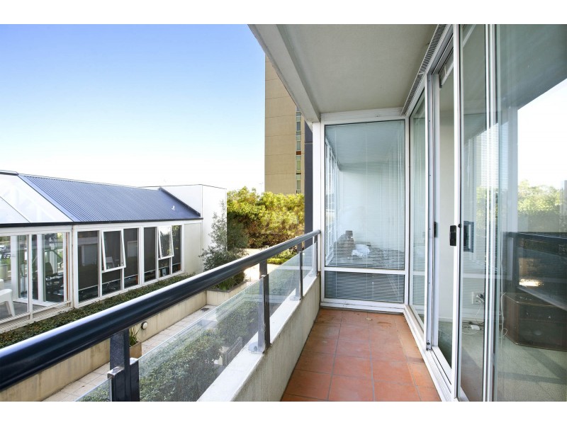 49/79 Whiteman Street, Southbank VIC 3006