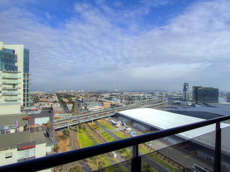 2208/63 Whiteman Street, Southbank VIC 3006