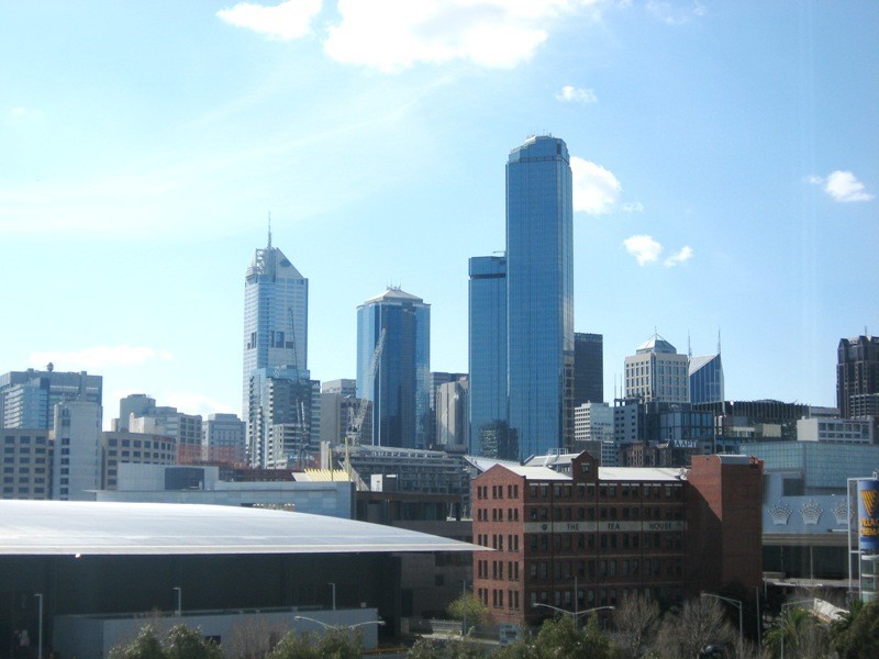 REF 20313/83 Whiteman Street, Southbank VIC 3006