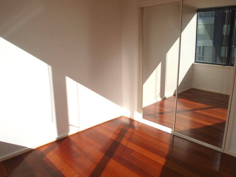 REF 20317/22 Kavanagh Street, Southbank VIC 3006
