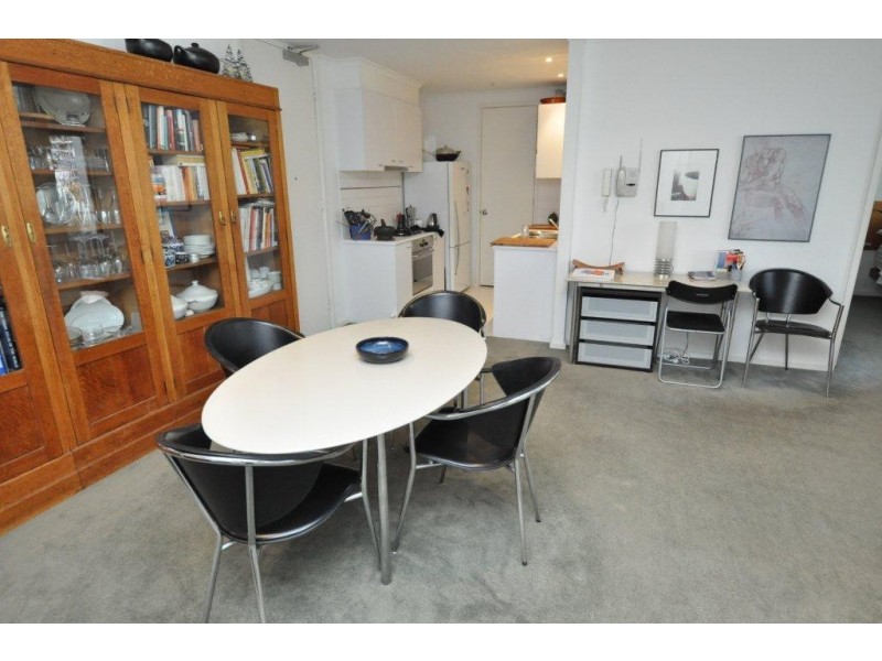 REF 20324/69 Dorcas Street, South Melbourne VIC 3205