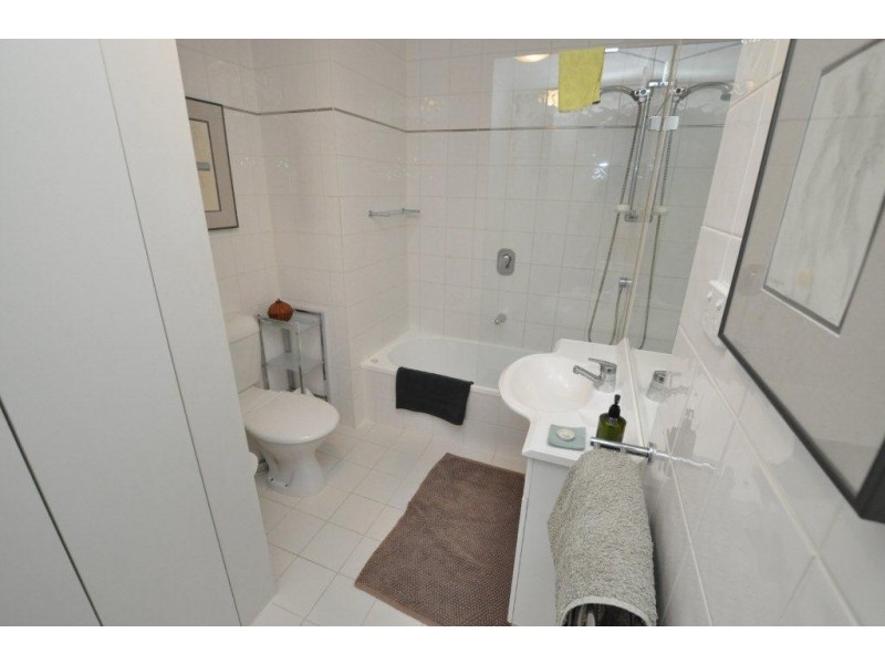 REF 20324/69 Dorcas Street, South Melbourne VIC 3205