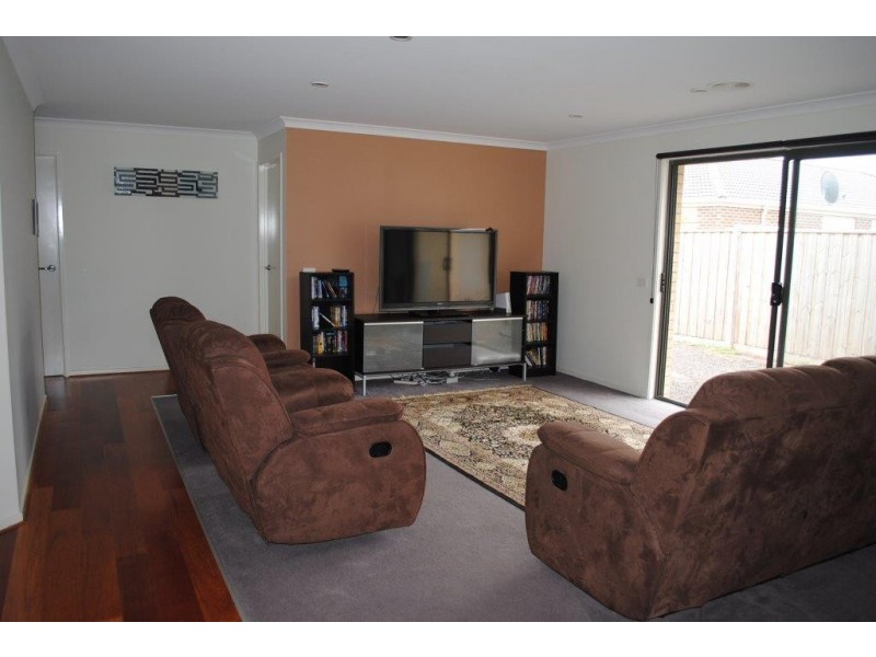 56 Alamanda Boulevard, Point Cook VIC 3030