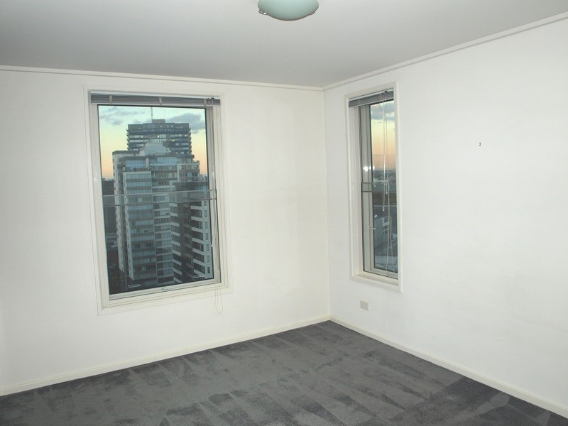 REF 20346/163 City Road, Southbank VIC 3006